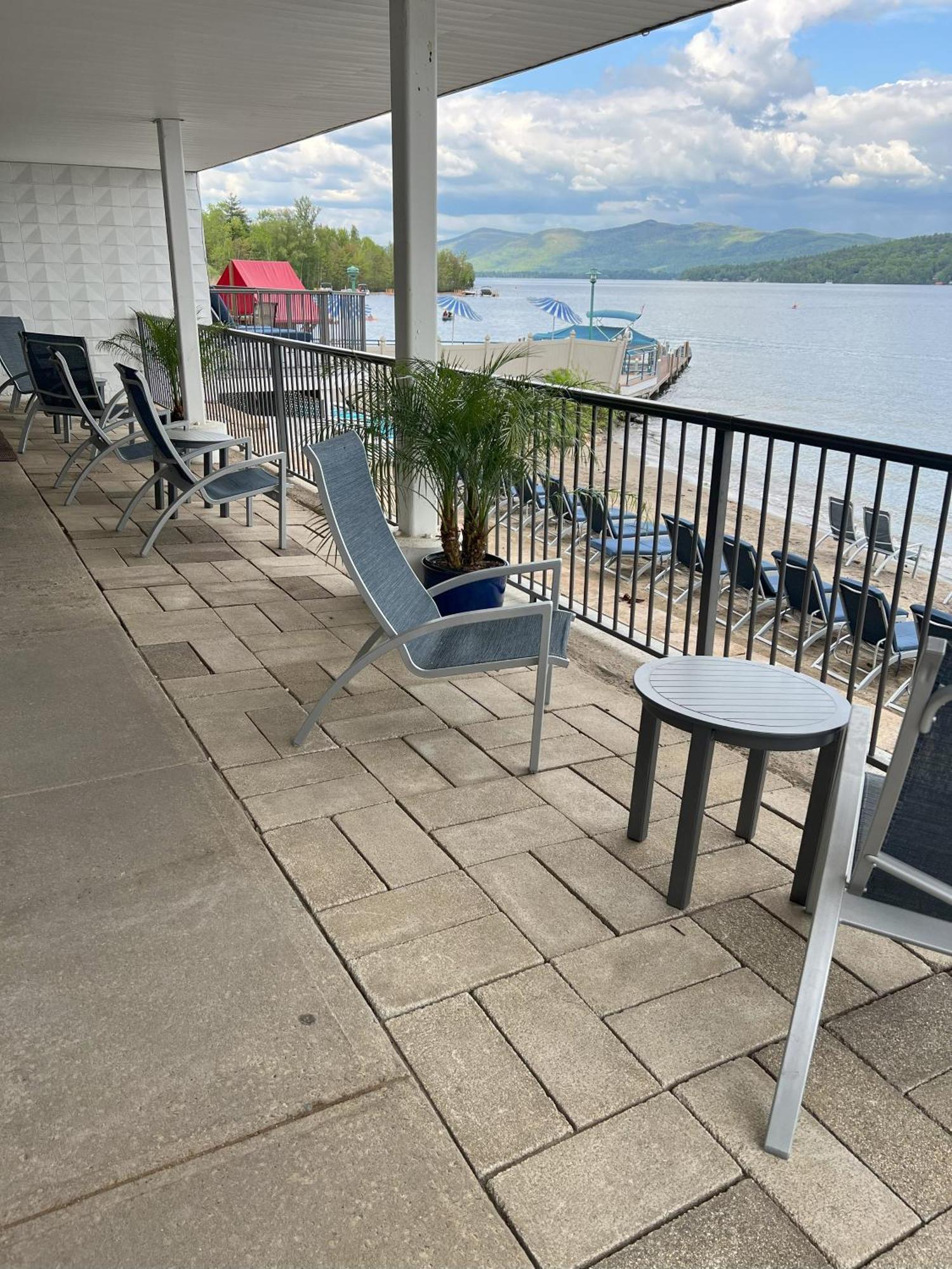 Georgian Lakeside Resort Lake George Exterior photo